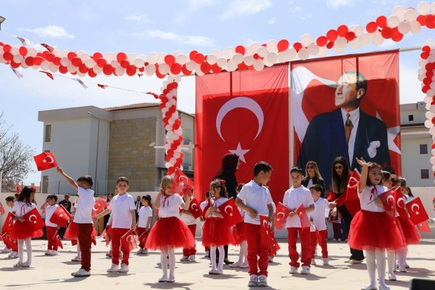 23 Nisan Ulusal Egemenlik ve Çocuk Bayramı Avanos’ta Coşkuyla Kutlandı