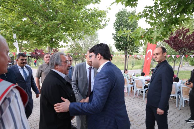KAYSERİ VAKIFLAR BÖLGE MÜDÜRLÜĞÜ TARAFINDAN AVANOS'TA TOPLU SÜNNET ŞÖLENİ GERÇEKLEŞTİRİLDİ
