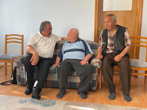 Belediye Başkanımız Sayın Mustafa Kenan Sarıtaş, Avanos’un saygıdeğer büyüklerinden Sayın Bekir Şibik’e taziye ziyaretinde bulundu.