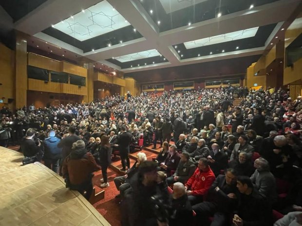 Belediye Başkanımız Sn. Mustafa Kenan Sarıtaş Usta Sanatçı Edip Akbayram İçin İstanbul'da Düzenlenen Törene Katıldı.