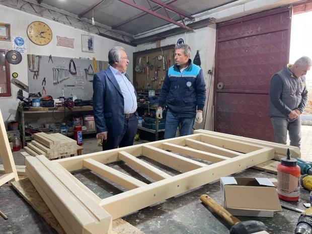 Belediye Başkanımız Sayın Mustafa Kenan Sarıtaş, belediyemize ait iş sahalarında sürdürülen çalışmaları yerinde inceledi.