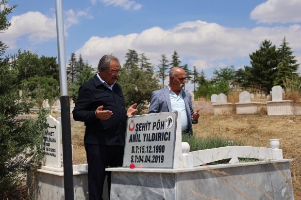 15 TEMMUZ DEMOKRASİ VE MİLLÎ BİRLİK GÜNÜ'NDE AZİZ ŞEHİTLERİMİZ DUALARLA YÂD EDİLDİ