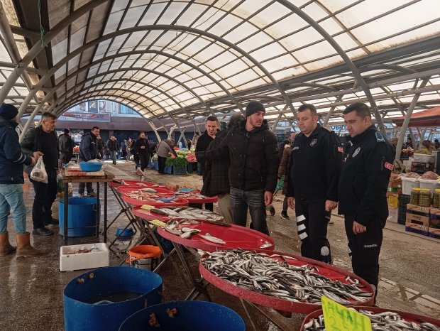 AVANOS AÇIK PAZARYERİ’NDE ZABITA DENETİMLERİ GERÇEKLEŞTİRİLDİ