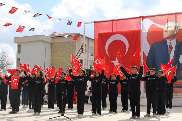 Cumhuriyet Bayramı Avanos’ta Coşkuyla Kutlandı