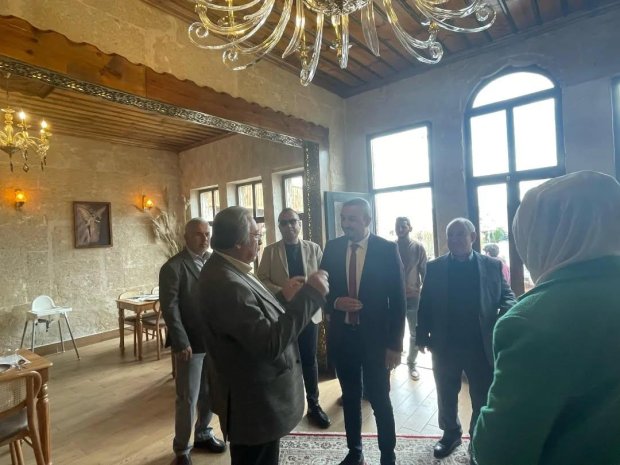 Belediye Başkanımız Sn. Mustafa Kenan Sarıtaş, Sarhan Alacarte Restaurant’ın açılış törenine katılarak açılışını gerçekleştirdi.