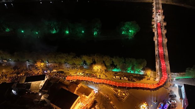 29 Ekim Cumhuriyet Bayramı kutlamaları kapsamında, Fener Alayı ve Kortej Yürüyüşü Gerçekleştirildi