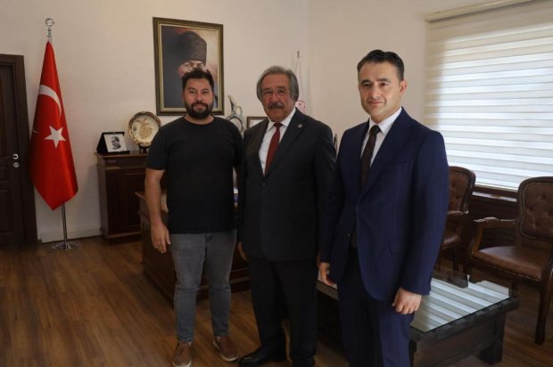 30 Ağustos Zafer Bayramı kutlama töreninin ardından, Avanos Kaymakamlık makamında tebriklerin kabulü gerçekleştirildi.