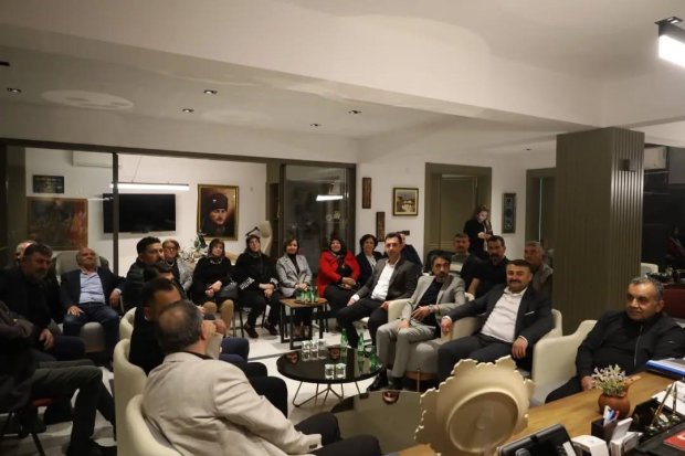 Bolluğu, bereketi ve rahmeti ile gelen Ramazan-ı Şerifte bir arada orucumuzu açmaya devam ediyoruz.