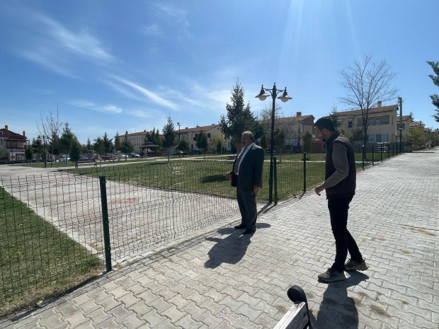 Belediye Başkanımız Sayın Mustafa Kenan Sarıtaş, belediyemize ait iş sahalarında sürdürülen çalışmaları yerinde inceledi.