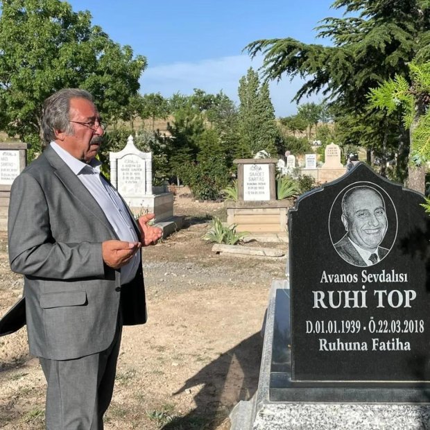 Belediye Başkanımız Avanos Kabristanlığını Ziyaret Ederek Vatandaşlarla Bayramlaştı