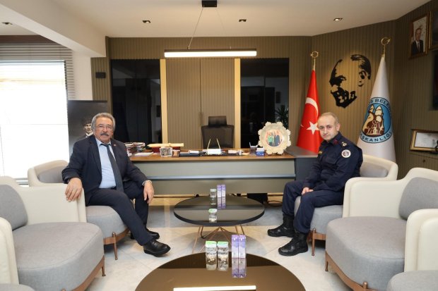 İlçe Jandarma Komutanımız Binbaşı Sayın Mehmet Taşbakan, Belediye Başkanımız Sayın Mustafa Kenan Sarıtaş’ı ziyaret etti.