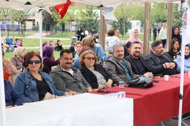 Hıdırellez Şenliği, belediyemizin organizasyonuyla yoğun ilgi ve katılımla coşkulu bir şekilde gerçekleştirildi.