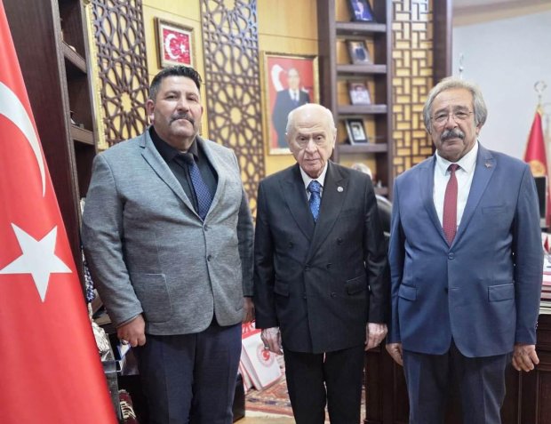 BİLGE LİDERİMİZ SAYIN DR. DEVLET BAHÇELİ BEYEFENDİ’YE ZİYARET