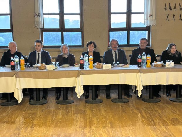 ŞEHİT YAKINLARI VE GAZİLER ONURUNA İFTAR PROGRAMI DÜZENLENDİ