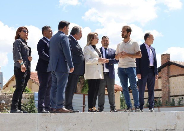 Milletvekilimiz Sayın Prof. Dr. Filiz KILIÇ, Belediye Başkanımızı Ziyaret Etti