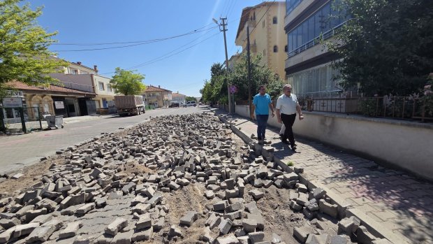BELEDİYE BAŞKANIMIZ SAYIN MUSTAFA KENAN SARITAŞ SAHADA YÜRÜTÜLEN ÇALIŞMALARI İNCELEDİ