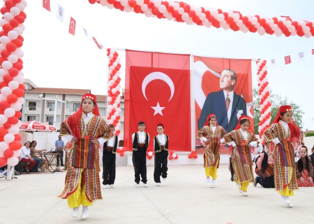 23 Nisan Ulusal Egemenlik ve Çocuk Bayramı'mız Coşkuyla Kutlandı.