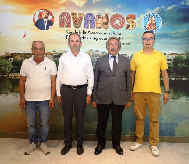 Uçhisar Belediye Başkanı Sayın Abdullah Çamcı ve Uçhisar Belediyesi Meclis Üyeleri Sayın Mehmet Erdoğan ile Sayın İbrahim Çidem, Belediye Başkanımız Sayın Mustafa Kenan Sarıtaş’ı makamında ziyaret ettiler.