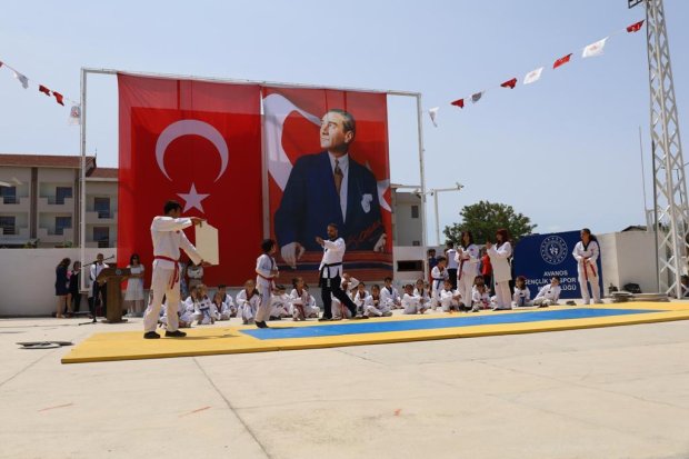 19 Mayıs Atatürk’ü Anma, Gençlik ve Spor Bayramı Coşkuyla Kutlandı