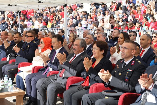 Cumhuriyet Bayramı Avanos’ta Coşkuyla Kutlandı