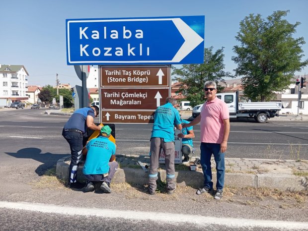 Tarihi ve Kültürel Değerlerimizi Gösteren Yön Tabelaları İlçemizin Girişlerine Yerleştirildi