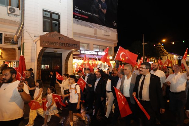 15 TEMMUZ DEMOKRASİ VE MİLLÎ BİRLİK GÜNÜ, İLÇEMİZDE BÜYÜK BİR COŞKU VE ANLAM YÜKLÜ BİR PROGRAMLA ANILDI