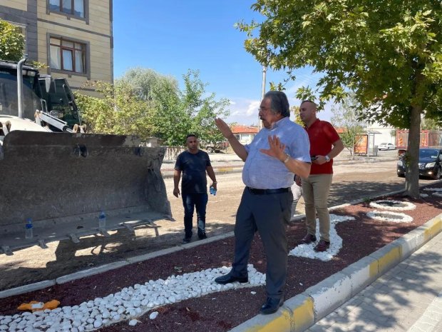 Belediye Başkanımız Mustafa Kenan Sarıtaş, Belediyemizin çalışma sahalarında incelemelerde bulundu.