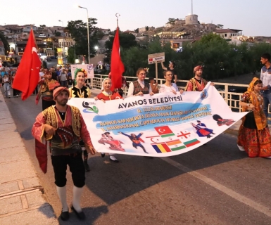 II. Uluslararası Avanos Kapadokya Halk Dansları Festivali Başladı