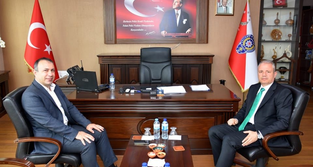 Belediye Başkanımız Celal Alper İbaş Nevşehir İl Emniyet Müdürü Ali Loğoğlu'nu makamında ziyaret etti.