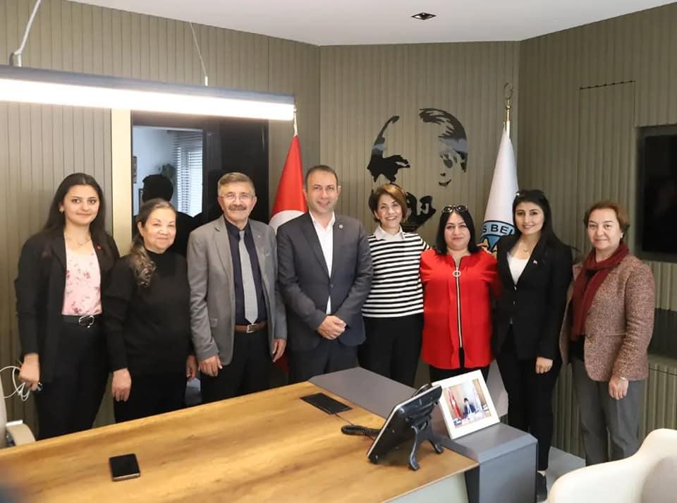 CHP Heyeti Belediye Başkanımız Celal Alper İbaş'ı Ziyaret Etti.