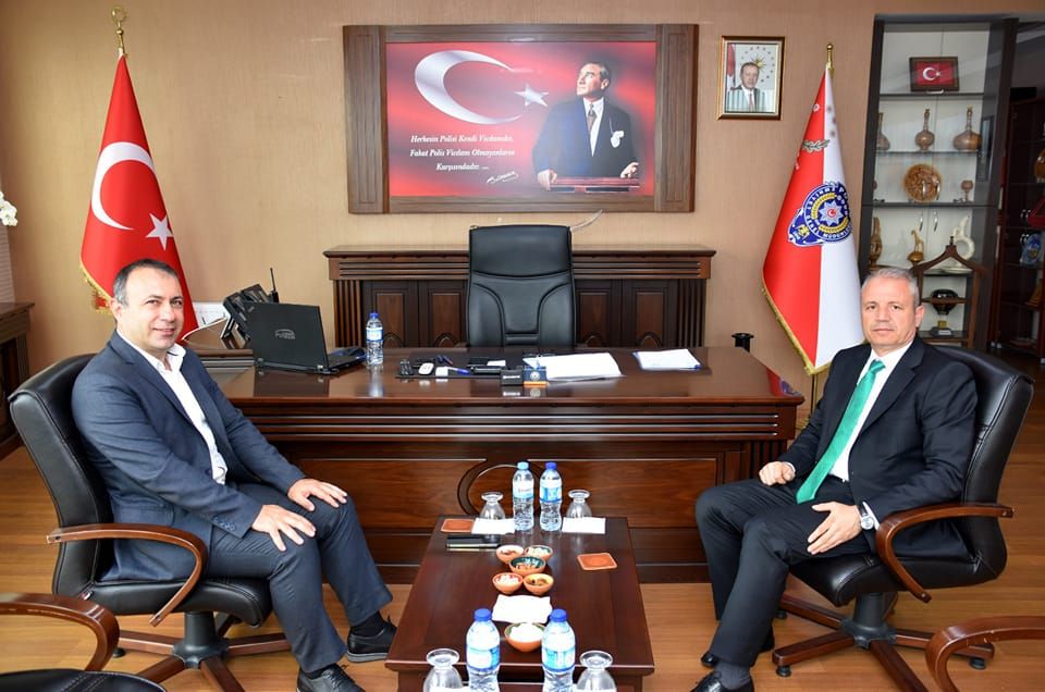 Belediye Başkanımız Celal Alper İbaş Nevşehir İl Emniyet Müdürü Ali Loğoğlu'nu makamında ziyaret etti.