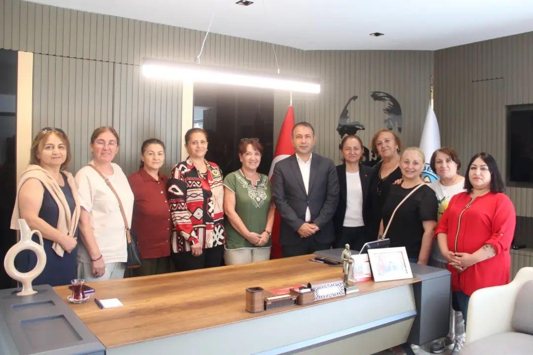 CHP Kadın Kolları Heyeti Belediye Başkanımızı Ziyaret Etti.